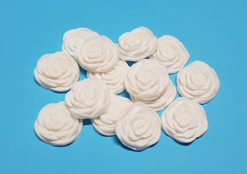 14x Sugar Icing Fondant Edible White Roses Cupcake Toppers Cake Decorations